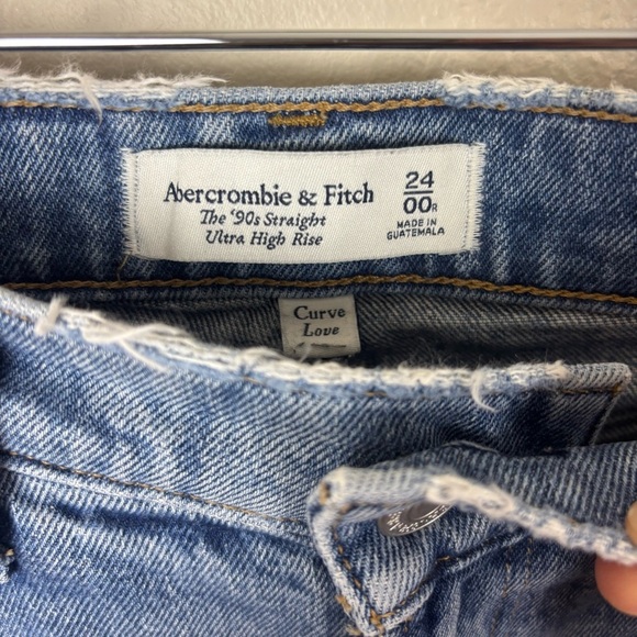 Abercrombie The 90's Relaxed Jean High Rise Curve Love Blue Women’s Size 24 - Picture 5 of 6